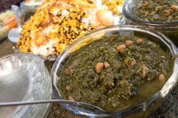 قلیه اسفناج جنوبی؛ خورش خوش عطر و اصیل جنوب با طعمی فراموش نشدنی