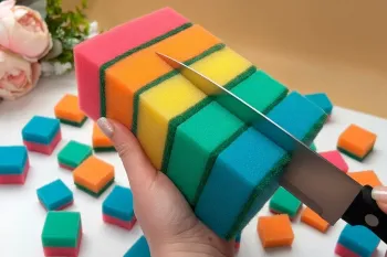 اسفنج های ظرف شویی را برش دادم و یک قطعه فوق العاده ساختم! ( ایده دکوراسیون منزل )