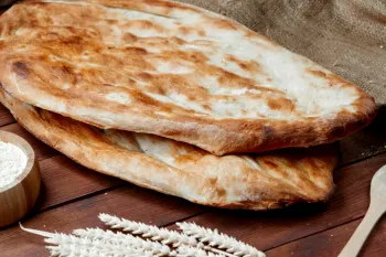 روش درستِ گرم کردن نان فریز شده در مایکروفر!