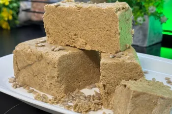 طرز تهیه حلوای تخمه آفتابگردان با طعمی جادویی !