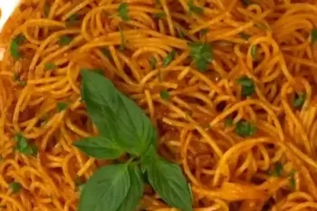 طرز تهیه ماکارونی ساده و خوشمزه بدون سویا و گوشت چرخ کرده، یک شام فوری !