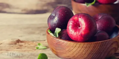 خواص آلو برای یبوست
