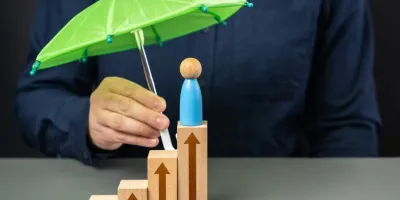 تاخیر بیمه گر در