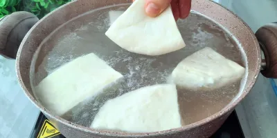 پنیر را در آب جوش