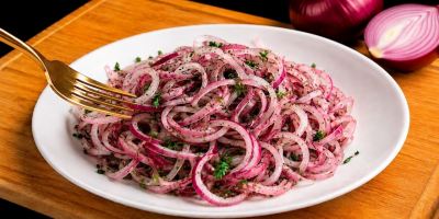 طرز تهیه سالاد پیاز