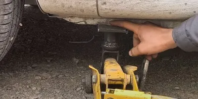 کجای ماشین باید جک