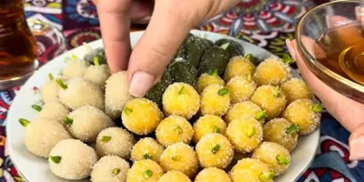 تهیه شیرینی توت