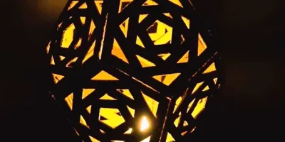 با مقواهای بازیافتی