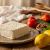طرز تهیه پنیر خانگی با شیر؛ ساده و خوشمزه