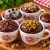 طرز تهیه کیک شکلاتی فنجانی بدون فر؛ نرم، پف دار و خوشمزه با قابلمه!