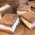 طرز تهیه کیک بستنی خانگی با میوه و شکلات چیپسی