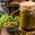 غوره شور خانگی با آب نمک؛ راز ترد ماندن غوره و خوش طعم شدن آن مثل ترشی های قدیمی