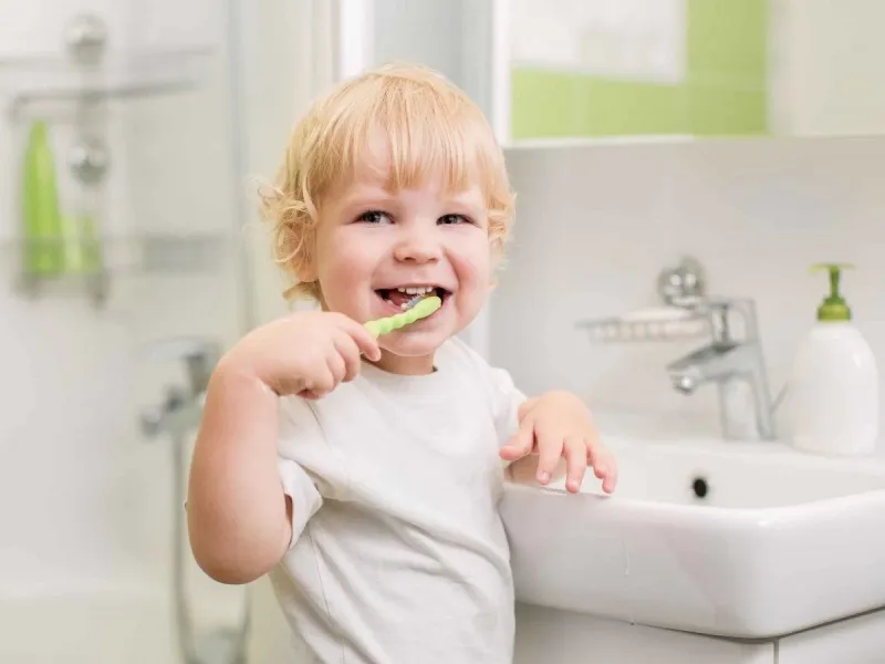 آیا خوردن خمیر دندان برای کودکان خطرناک است؟