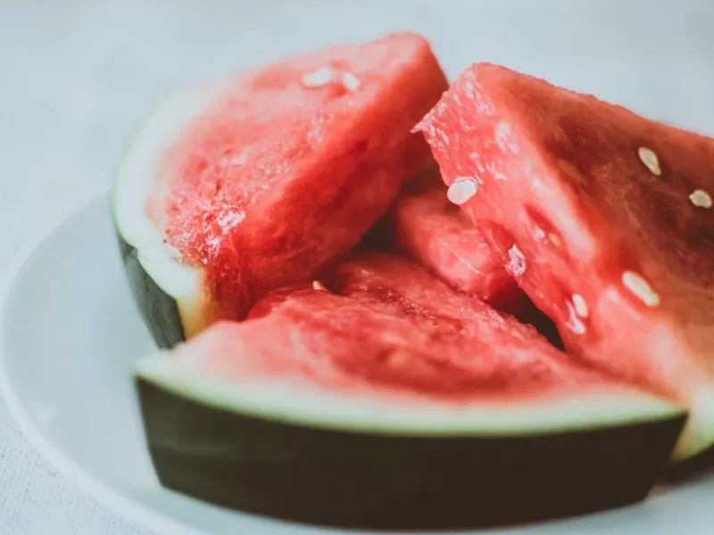 هندوانه و کاهش وزن / آیا این میوه تابستانی به لاغری کمک می کند؟