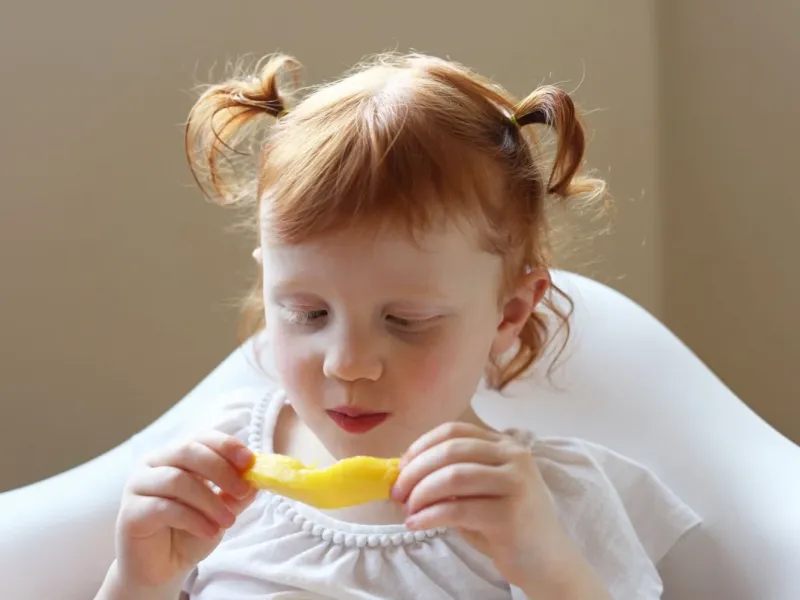 با علائم حساسیت کودک به انبه آشنا شوید