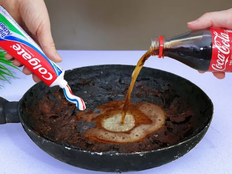 چگونه ماهیتابه با چربی سوخته را دوباره بازسازی و به نو تبدیل کنیم ؟