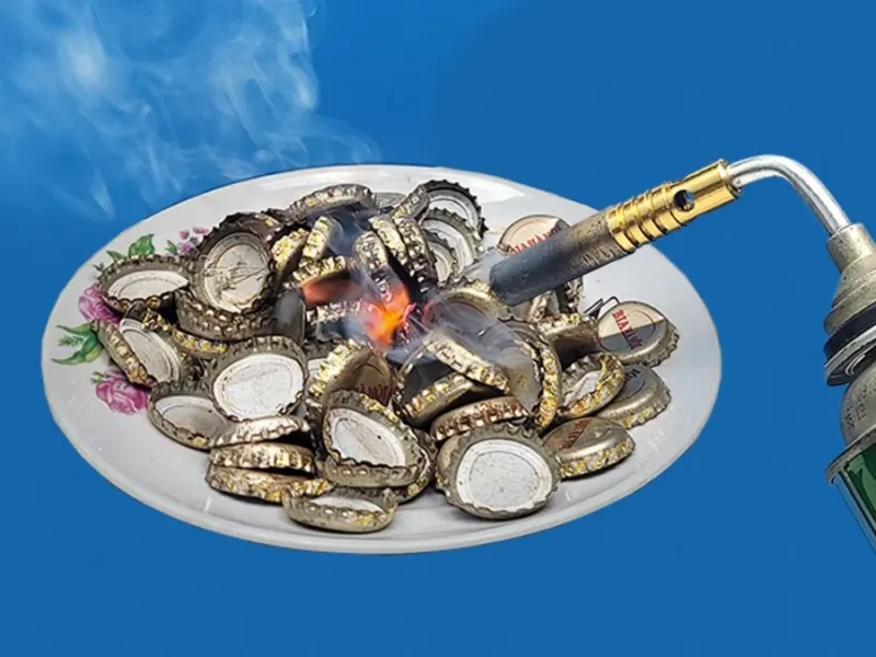 نحوه ساخت وسایل کاربردی در صنعت بازیافت با درب های بطری