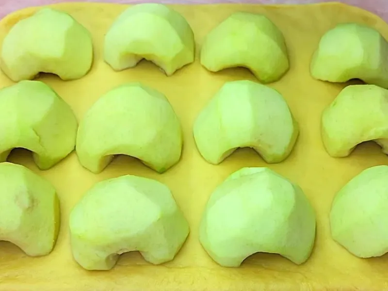 دستور پخت پای سیب و دارچین به صورت مرحله به مرحله