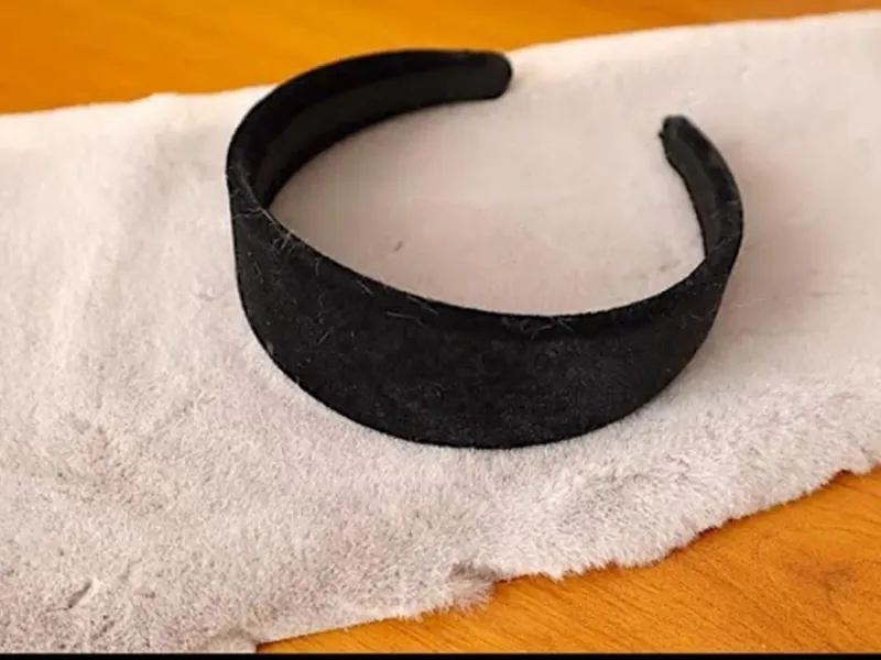 پارچه و تِل قدیمی دارید ؟ نحوه ساخت هدفون های خزدار با خورده پارچه