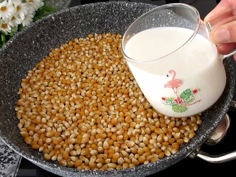 ذرت + شیر / طرز تهیه پاپ کورن کلاسیک با 1 لیوان شیر