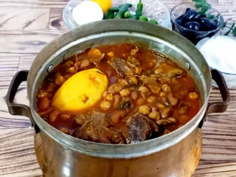 طرز تهیه آبگوشت سنتی ایرانی + راز جا افتادن آبگوشت