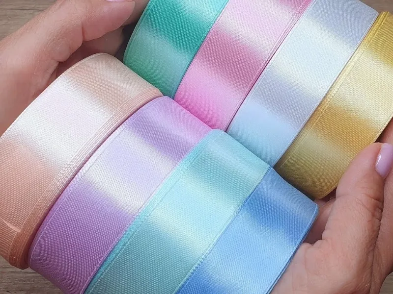 آموزش بافت چهل گیس برای مو با روبان های رنگارنگ