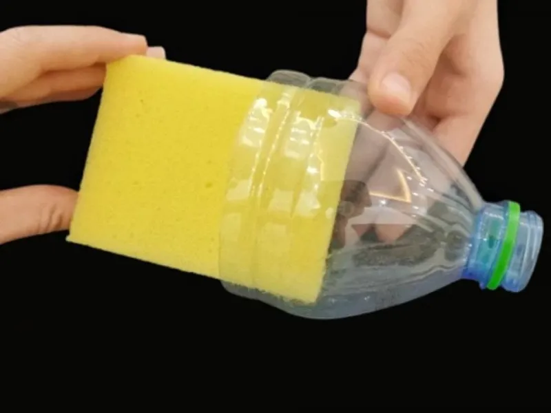 ایده خلاقانه شستن ظروف با بطری پلاستیکی و اسکاچ