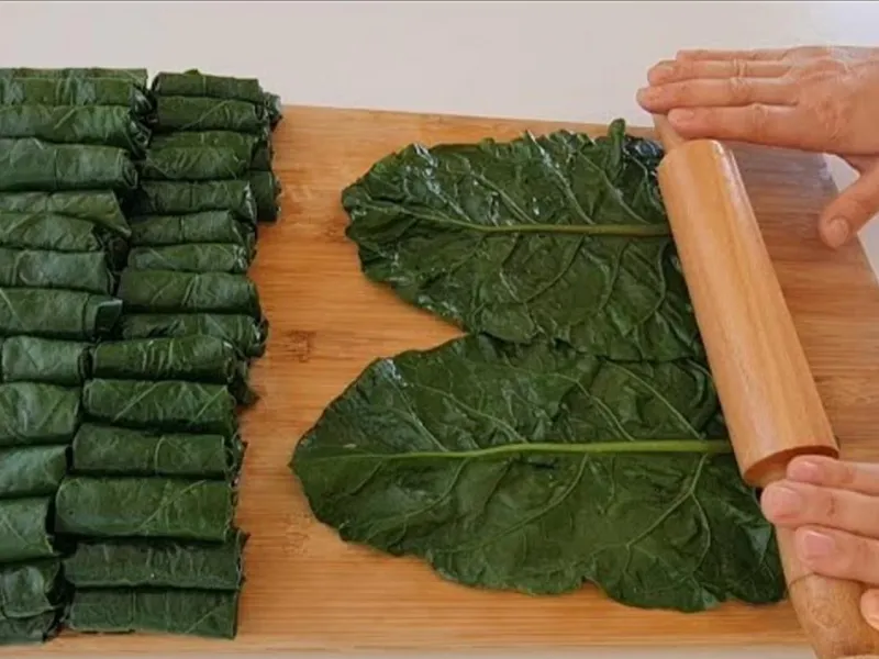 طرز تهیه دلمه / آموزش پیچیدن و چیدن دلمه برگ مو