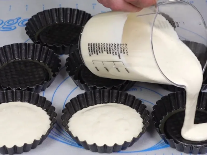 طرز تهیه خمیر پیتزا فوری بدون نیاز به ورز دادن / دستور پخت پیتزا با خمیر فوری