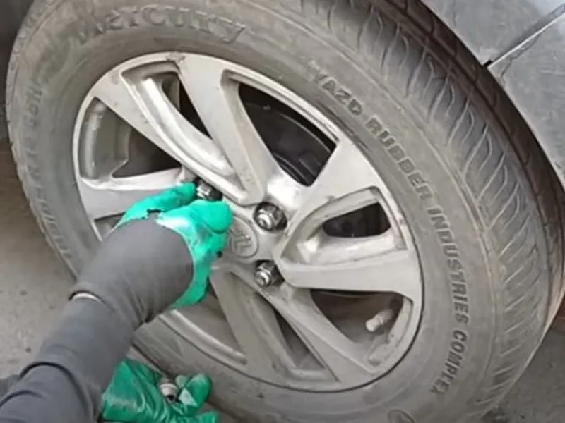 نحوه تعویض بلبرینگ چرخ عقب تیبا ،کوییک ،ساینا و پراید