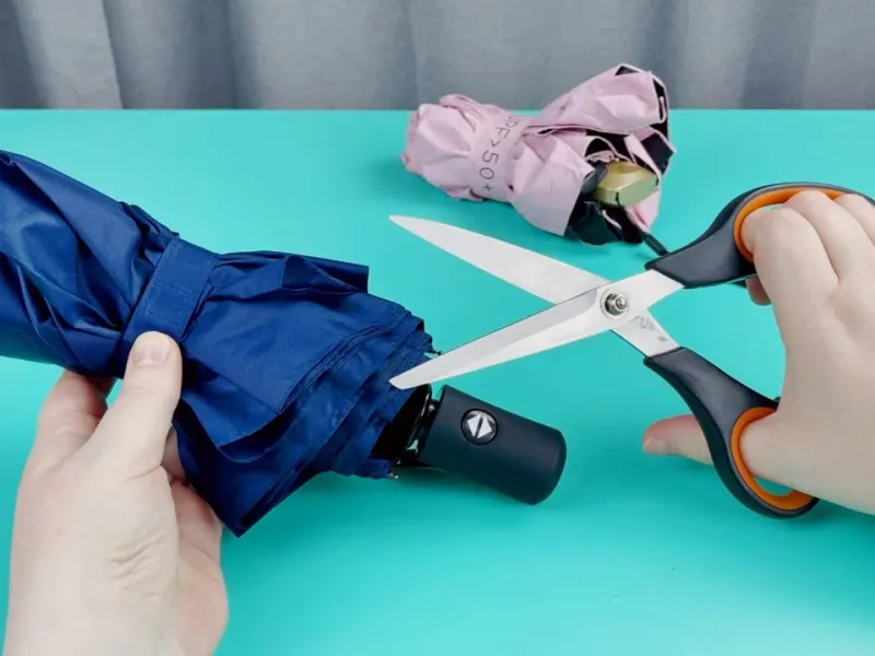 با چتر کهنه ، یه ساک مسافرتی و سفره ضد آب ساختم