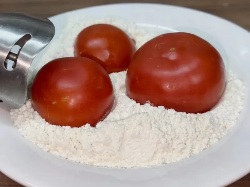 گوجه + آرد / طرز تهیه شام سبک و خوشمزه با آرد و گوجه