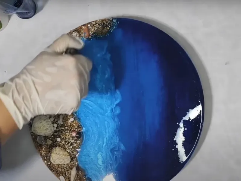 ساخت دریای رزینی واقعی با صدف و شن فقط با چند وسیله ساده