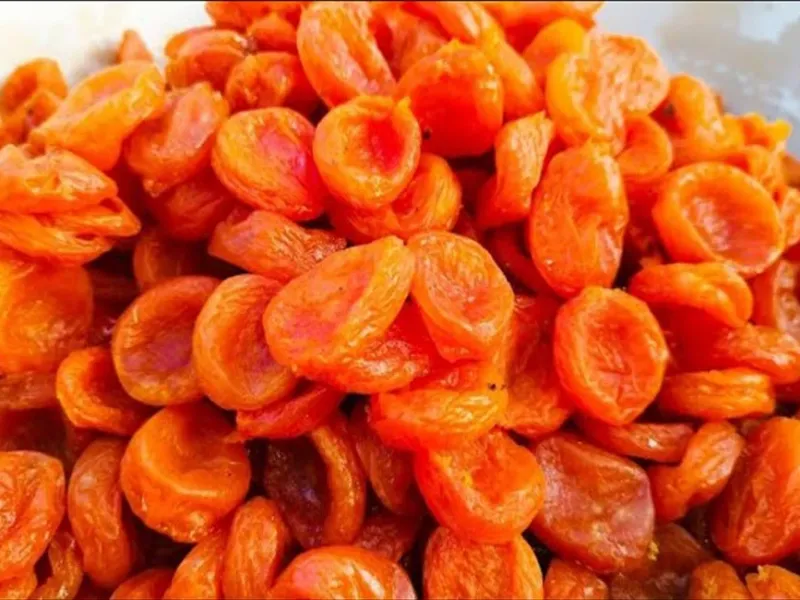 طرز تهیه پرک زردآلو با حجم زیاد / روشی سریع برای خشک کردن زردآلو