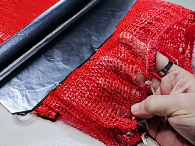 خلق یک دکوری جذاب با استفاده از گونی و فویل