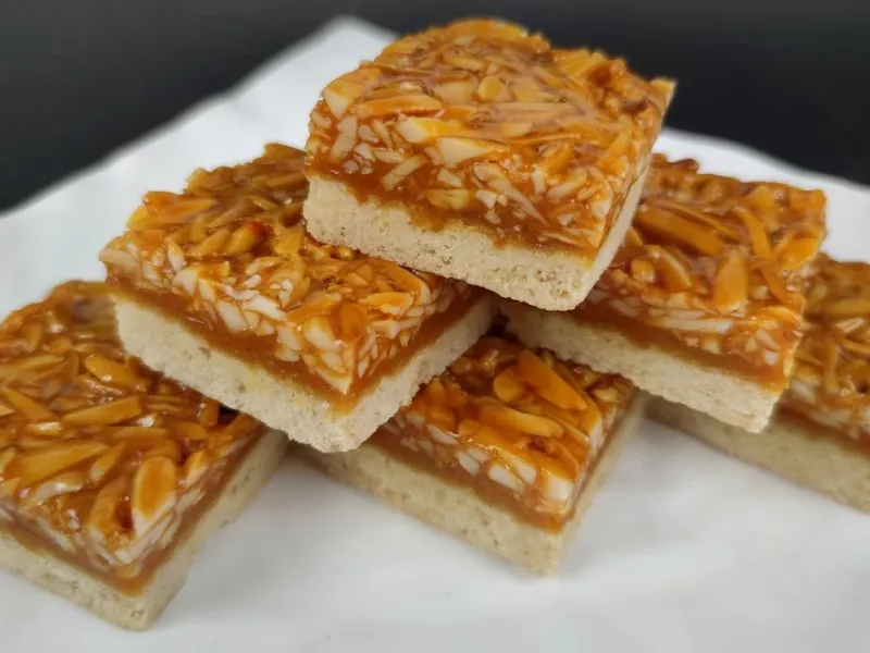 طرز تهیه ملکه بادام ملکه ی شیرینی ها به راحتی در خانه