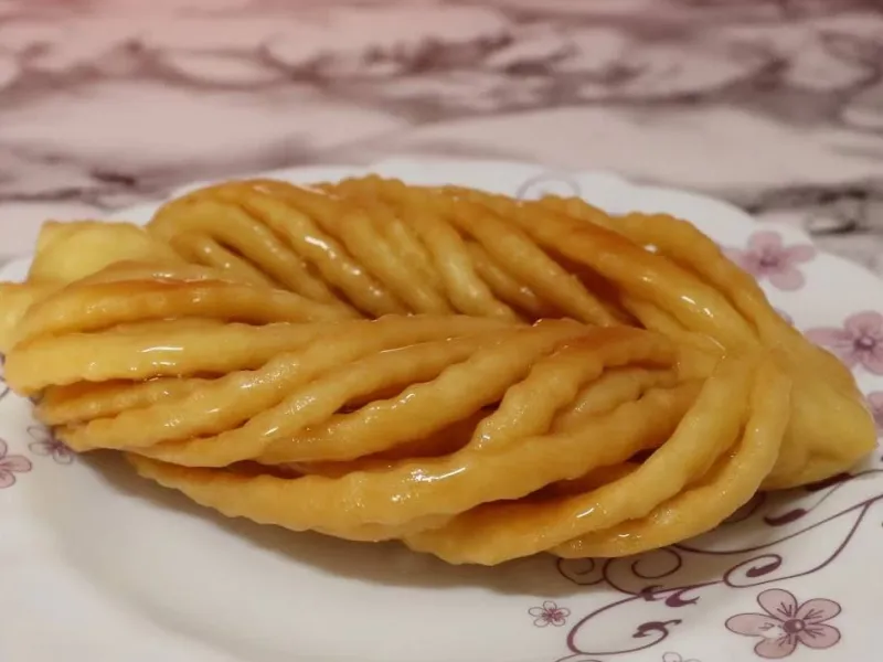 طرز تهیه باقلوا یا قریوش عربی آسان و خوشمزه