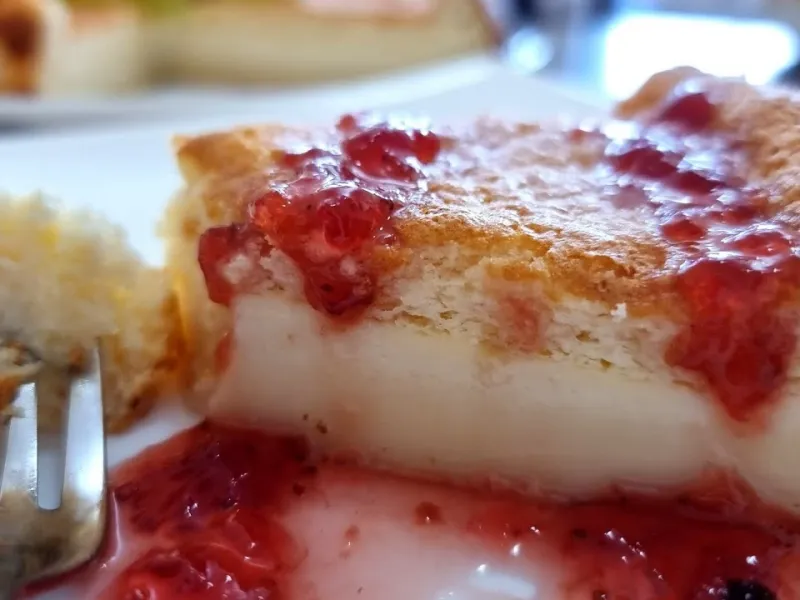 طرز تهیه کیک جادویی کاسترد(چندلایه)