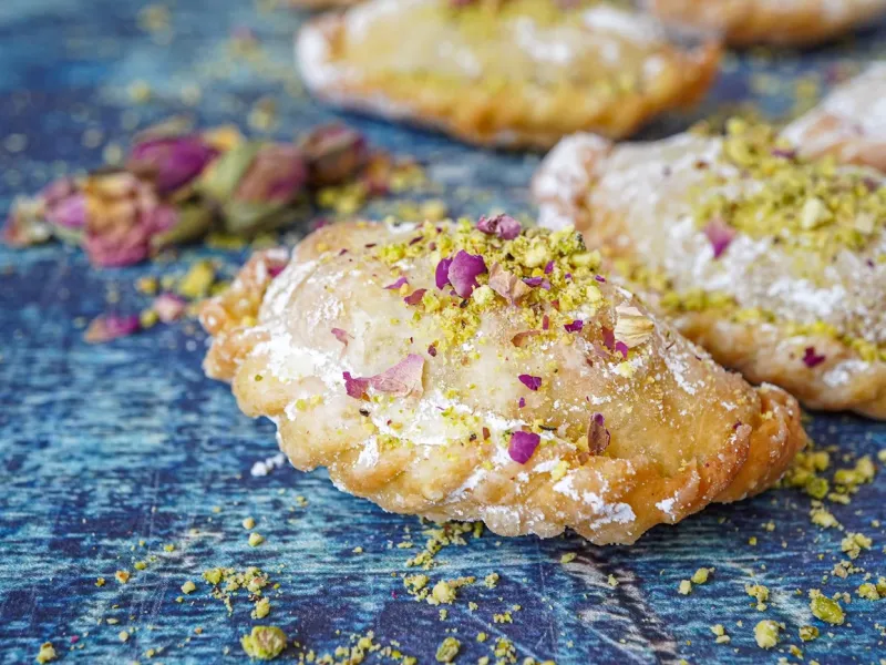 طرز تهیه شیرینی سرغربیلی، یک دسر خوشمزه و سنتی