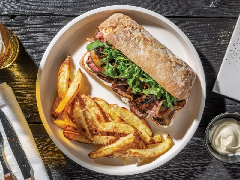 طرز تهیه ساندویچ گوشت و قارچ/ یک وعده سریع و خوشمزه