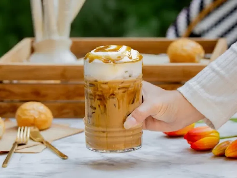 آموزش تهیه قهوه با انواع سیروپ