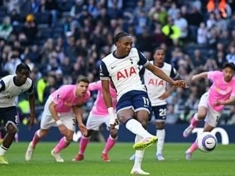 تاریخ و ساعت بازی آینتراخت فرانکفورت و تاتنهام اعلام شد !