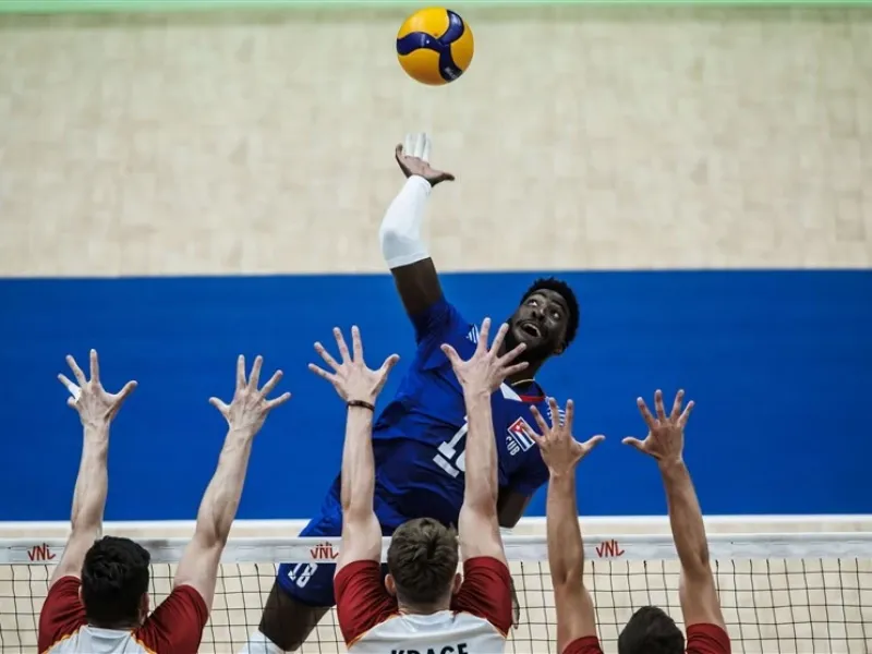 والیبال هلند و ترکیه کی هست ؟