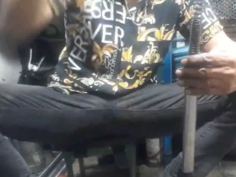 نحوه هواگیری و تعویض کاسه نمد کمک جلو موتور سیکلت / فیلم