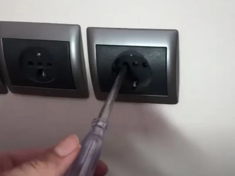 طریقه تعویض کردن پریز برق روکار / چگونه پریز روکار را تعویض کنیم