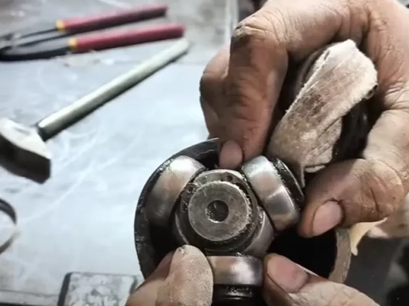 نحوه تعویض پلوس پراید با نکات مهم / چگونه پلوس پراید را تعویض کنیم