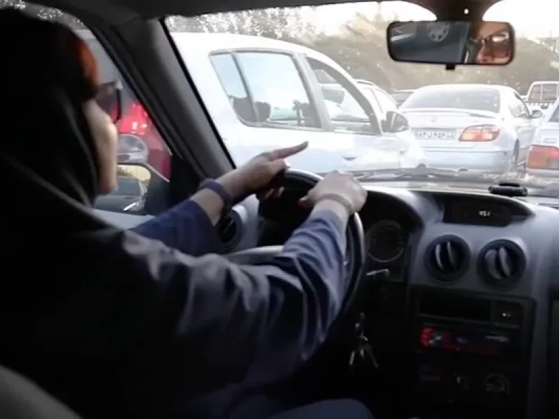 نحوه رانندگی در ترافیک و نکات مهم آن / چگونه در ترافیک رانندگی کنیم برای مبتدیان