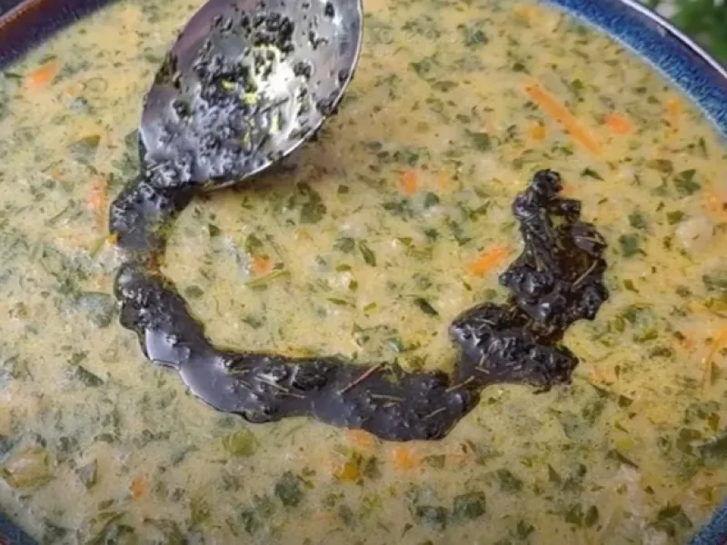 نحوه تهیه سوپ گشنیز تبریزی / تهیه سوپ گشنیز تبریزی بدون گوشت