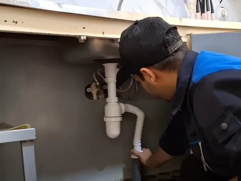 آبریزی سینک را تعمیر کنید / چکه کردن آب از سینک آشپز خانه برای همیشه