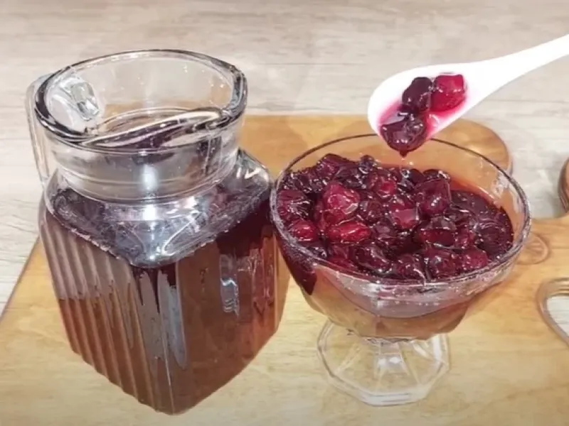 مراحل تهیه مربا آلبالو و شربت آلبالو / چگونه مربا و شربت آلبالو را درست کنیم